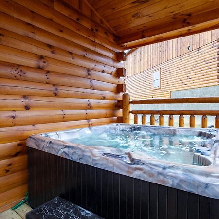 Swimming Bears Lodge 1 With Indoor Pool And Hot Tub Pigeon Forge Exterior photo