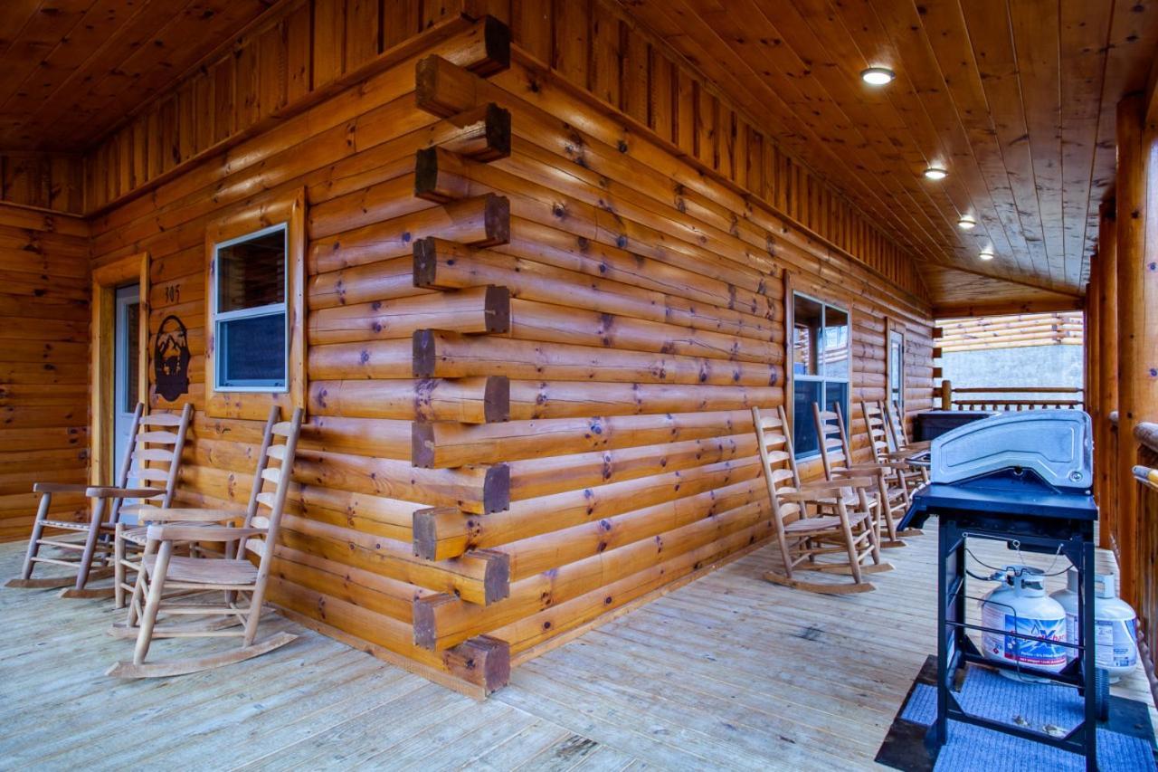 Swimming Bears Lodge 1 With Indoor Pool And Hot Tub Pigeon Forge Exterior photo