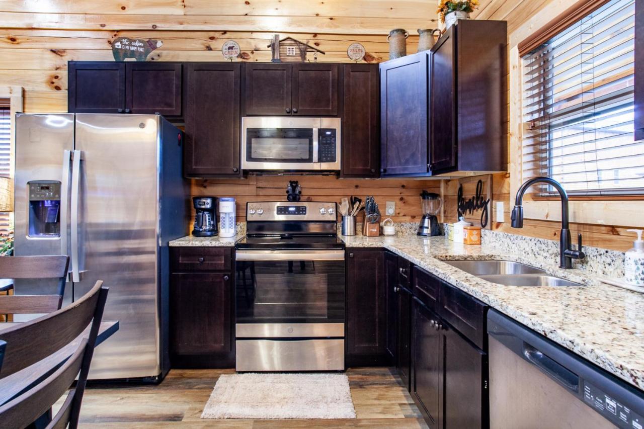 Swimming Bears Lodge 1 With Indoor Pool And Hot Tub Pigeon Forge Exterior photo
