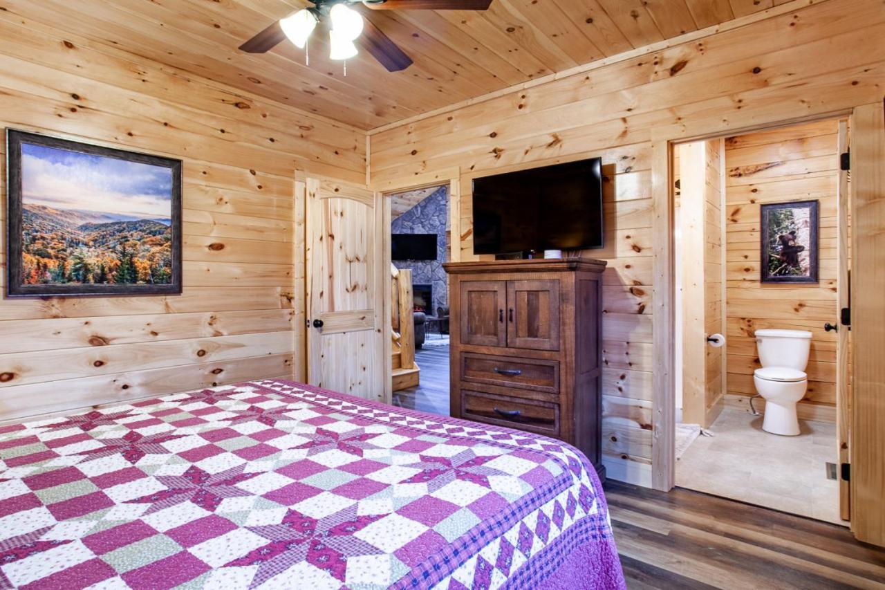 Swimming Bears Lodge 1 With Indoor Pool And Hot Tub Pigeon Forge Exterior photo